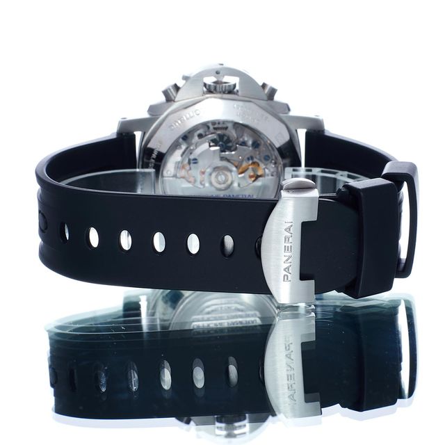 Panerai Luminor 1950 PAM00213 Image 3